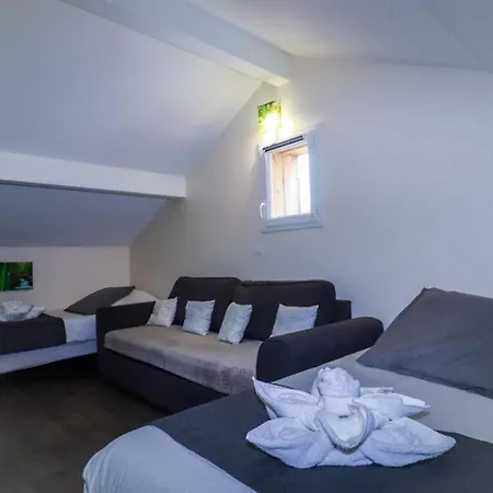 Feriehus Village Droles D'oiseaux